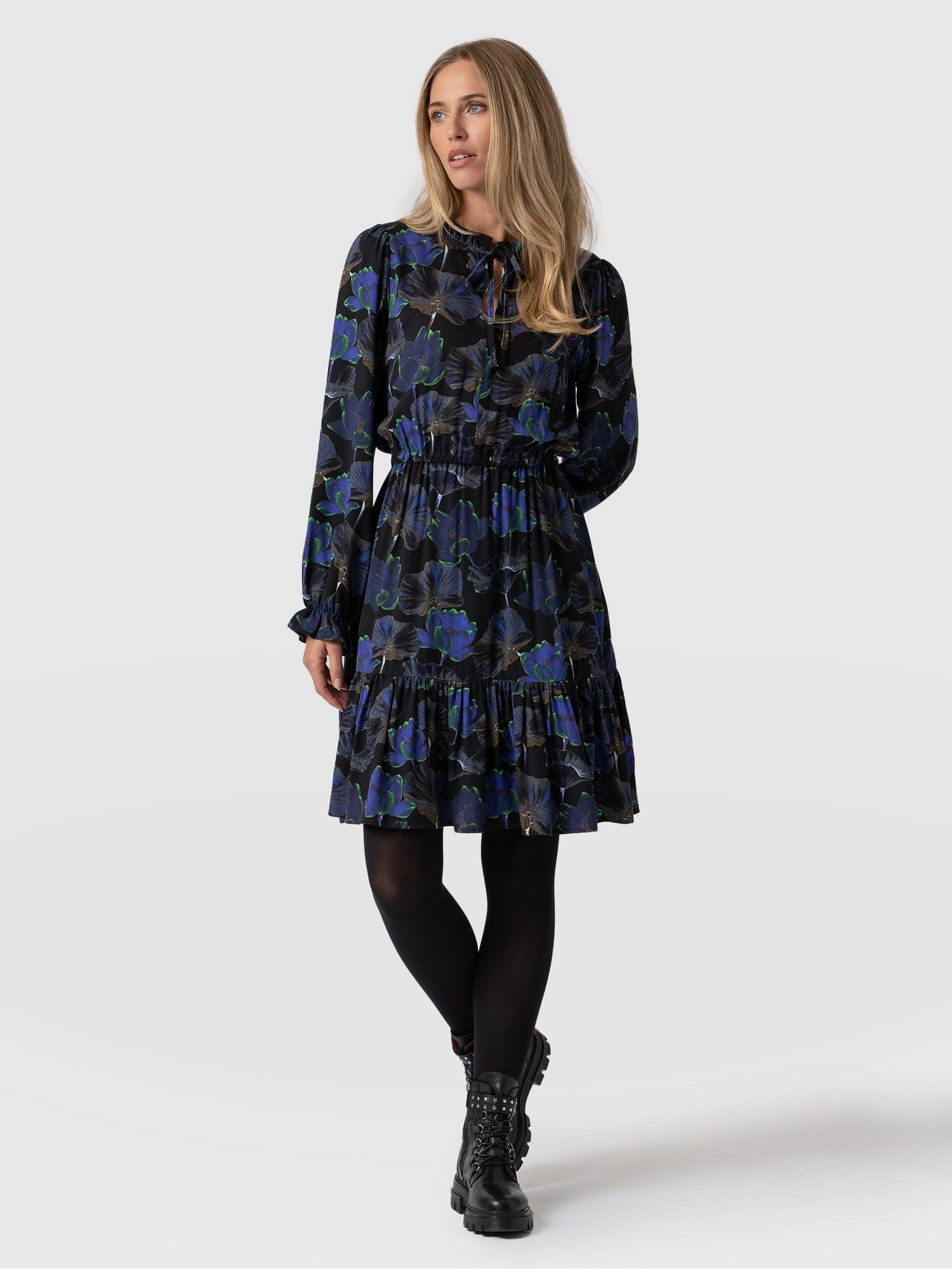 Alara Mini Dress Blue Flora - Women's Dresses | Saint + Sofia® EU